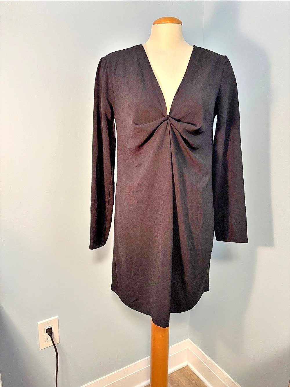 ZARA Black Long Sleeve Mini Dress Size Medium